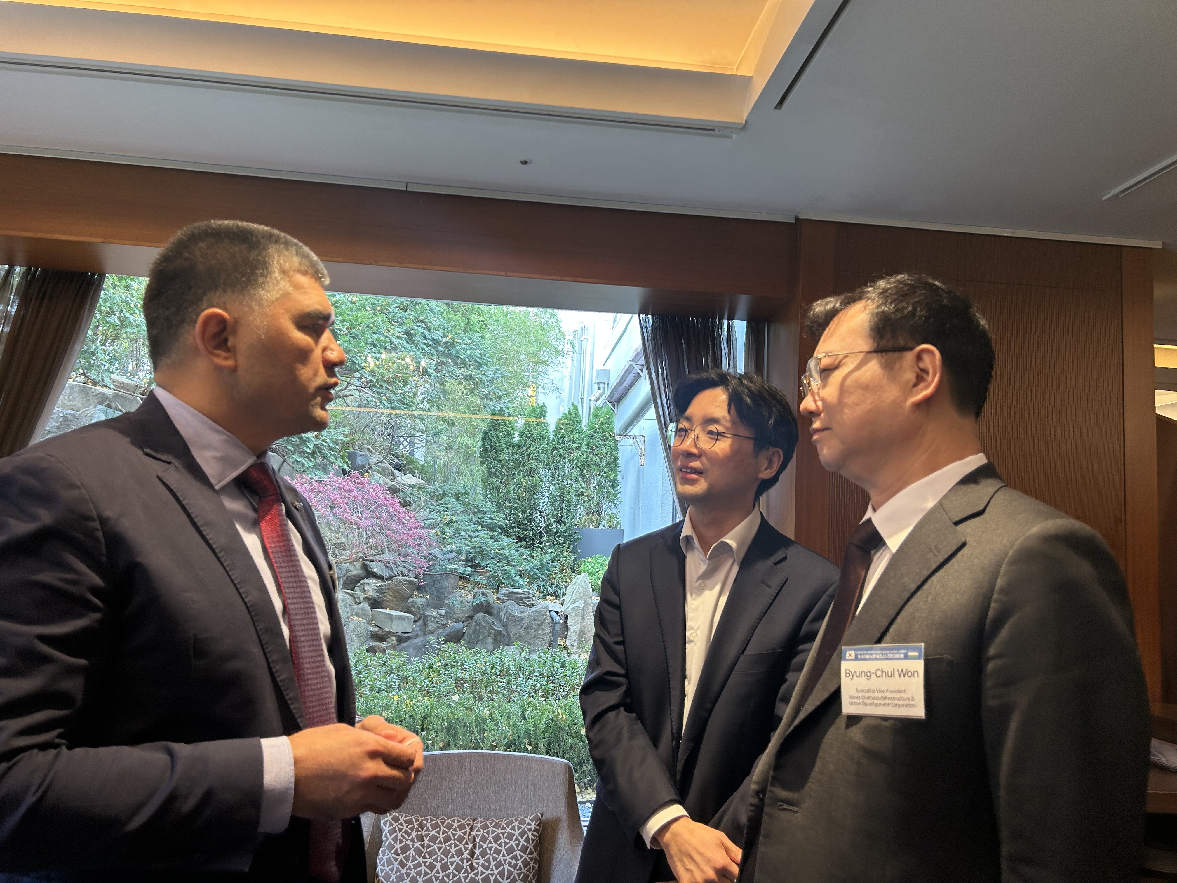 한-우즈벡 비즈니스 라운드테이블 5.jpg