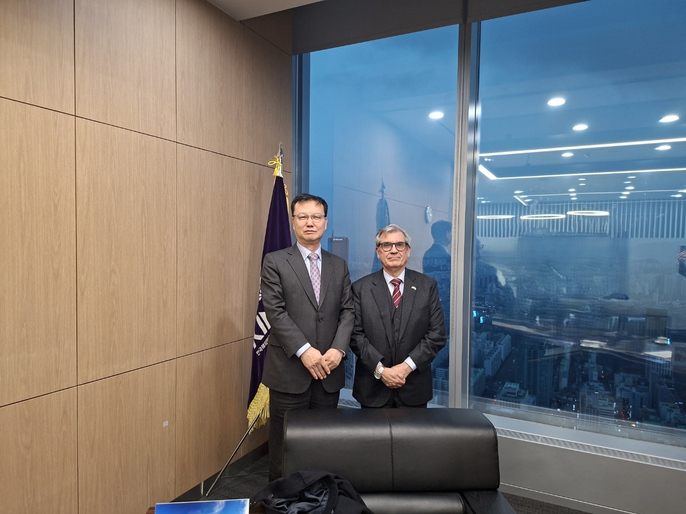 Meeting with the Ambassador of Argentina to Korea