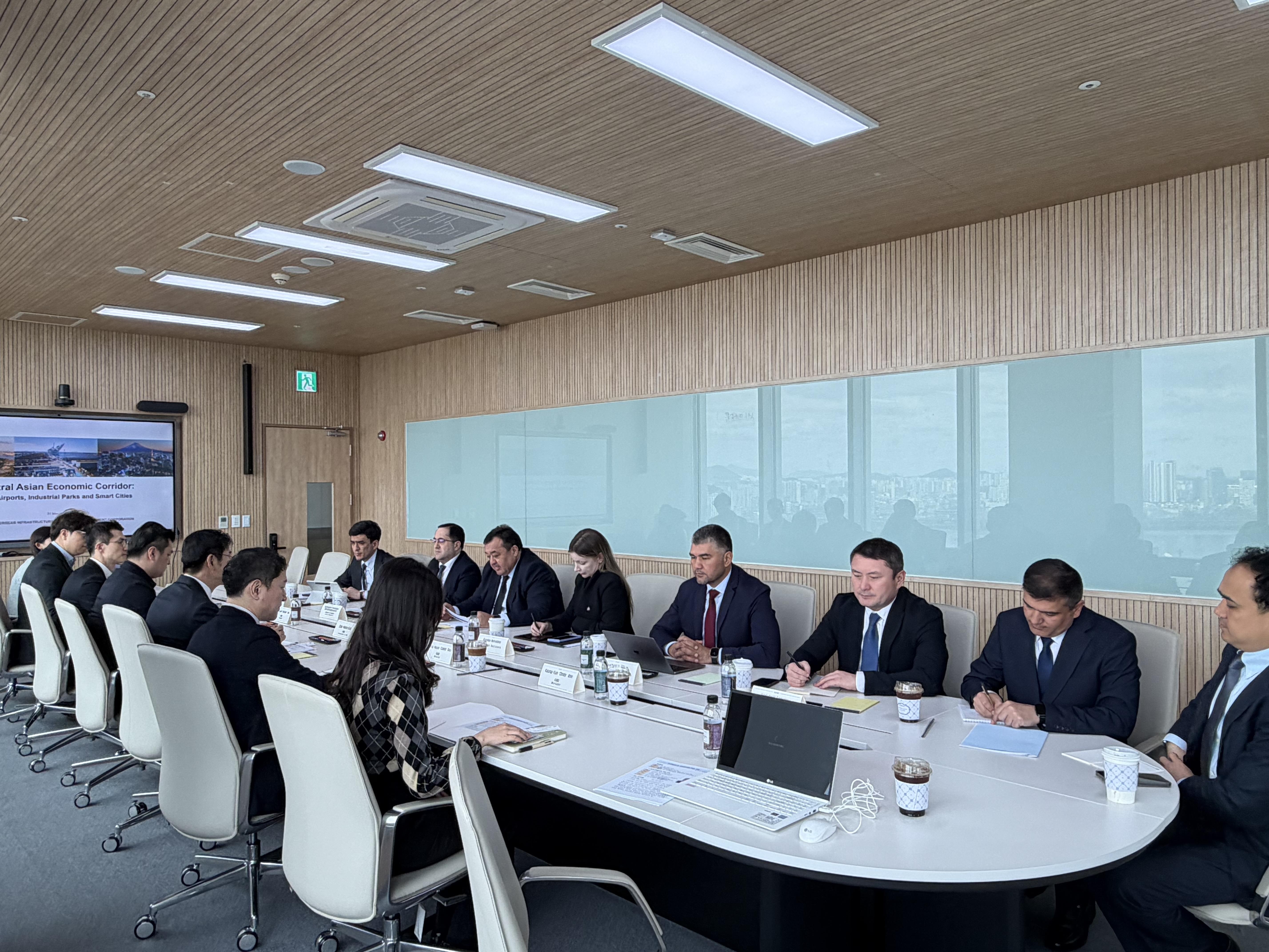 260331_우즈벡 차관 면담 (3).jpg